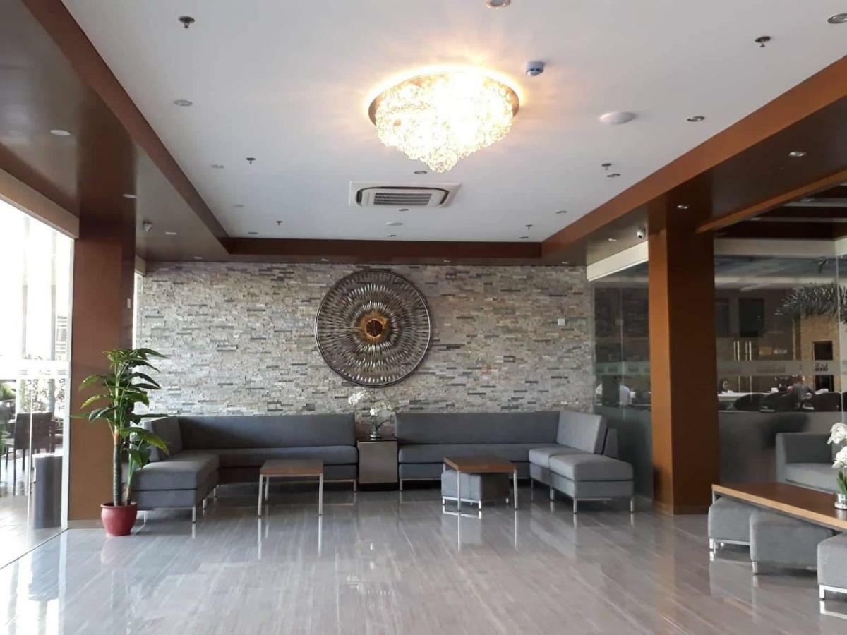 Stunning New Condo In Exclusive La Grande Resort Анхелес Екстер'єр фото
